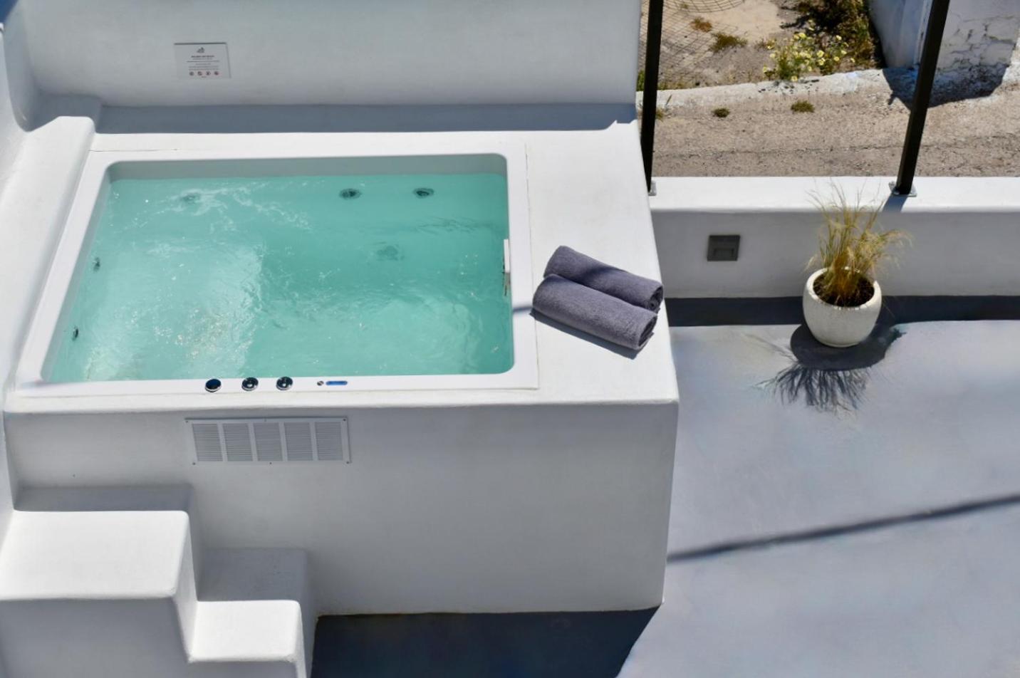 White Orchid Suites Vothon Екстер'єр фото